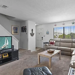 https://sandprints-c10.hotels-destin.com